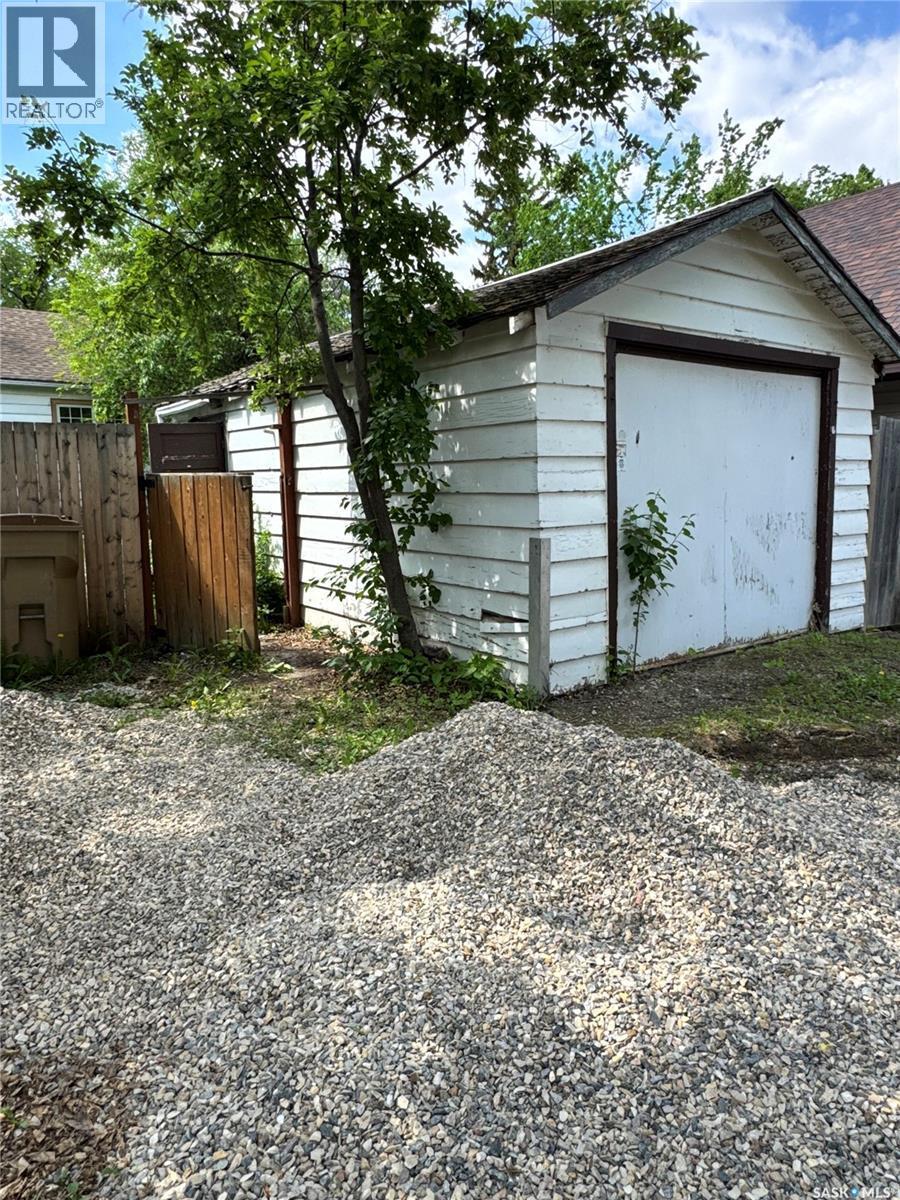 712 Broadway Avenue, Regina, SK