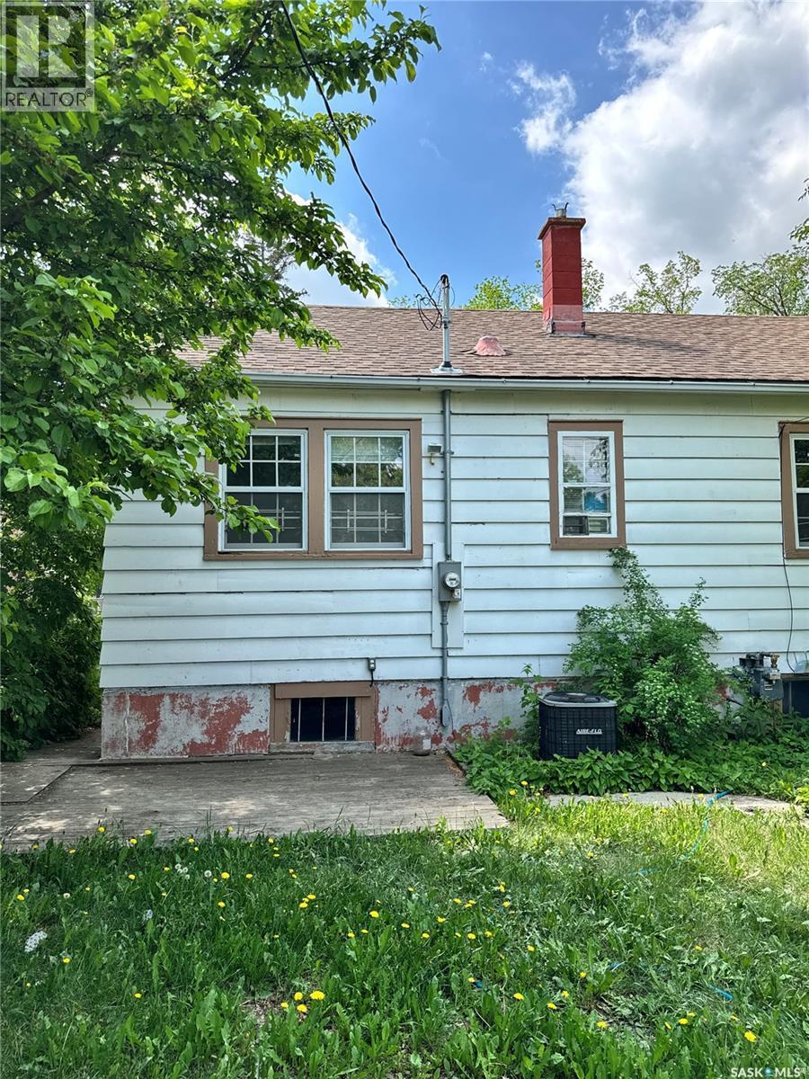 712 Broadway Avenue, Regina, SK