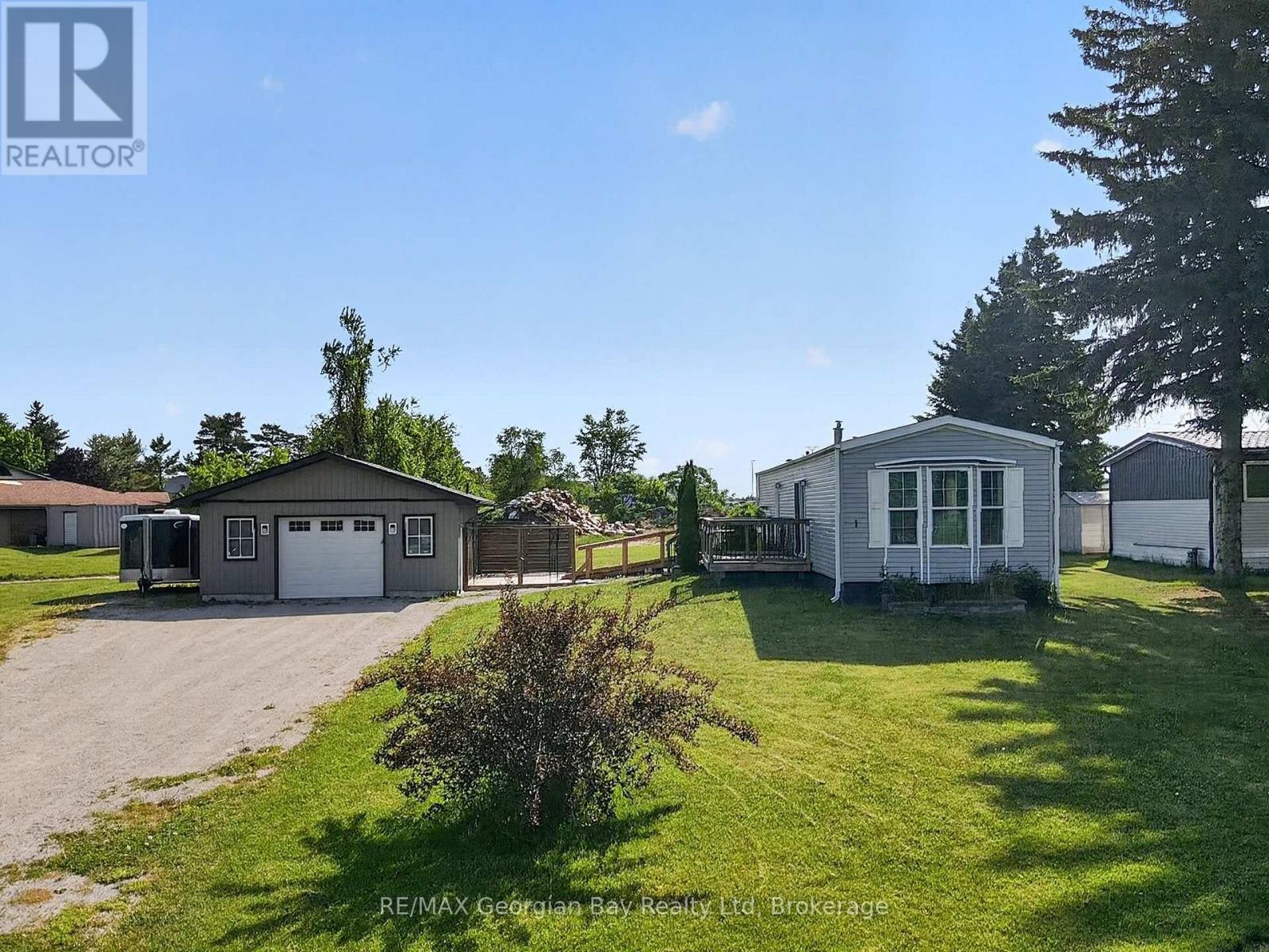1 Maple Lane, Midland, ON