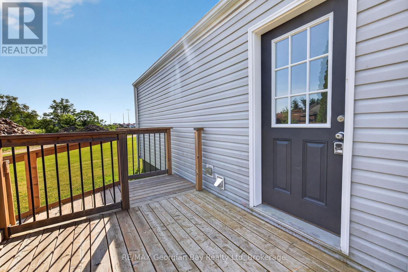 1 Maple Lane, Midland, ON