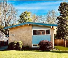 273 SAULSBURY STREET Strathroy-Caradoc, ON N7G 2B1