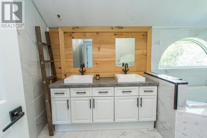 2521 U Line Rd|Hilton Township, St. Joseph Island, ON