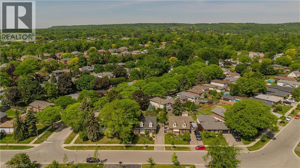 1319 Janina Boulevard, Burlington, ON