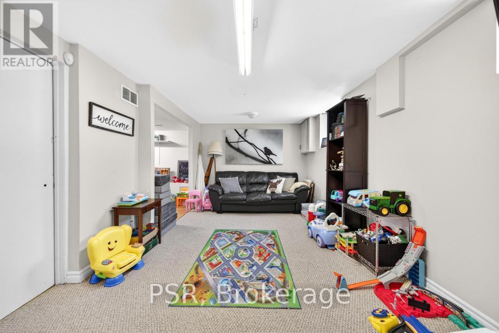 420 Upper Gage Avenue, Hamilton, ON