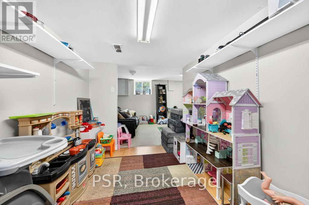 420 Upper Gage Avenue, Hamilton, ON