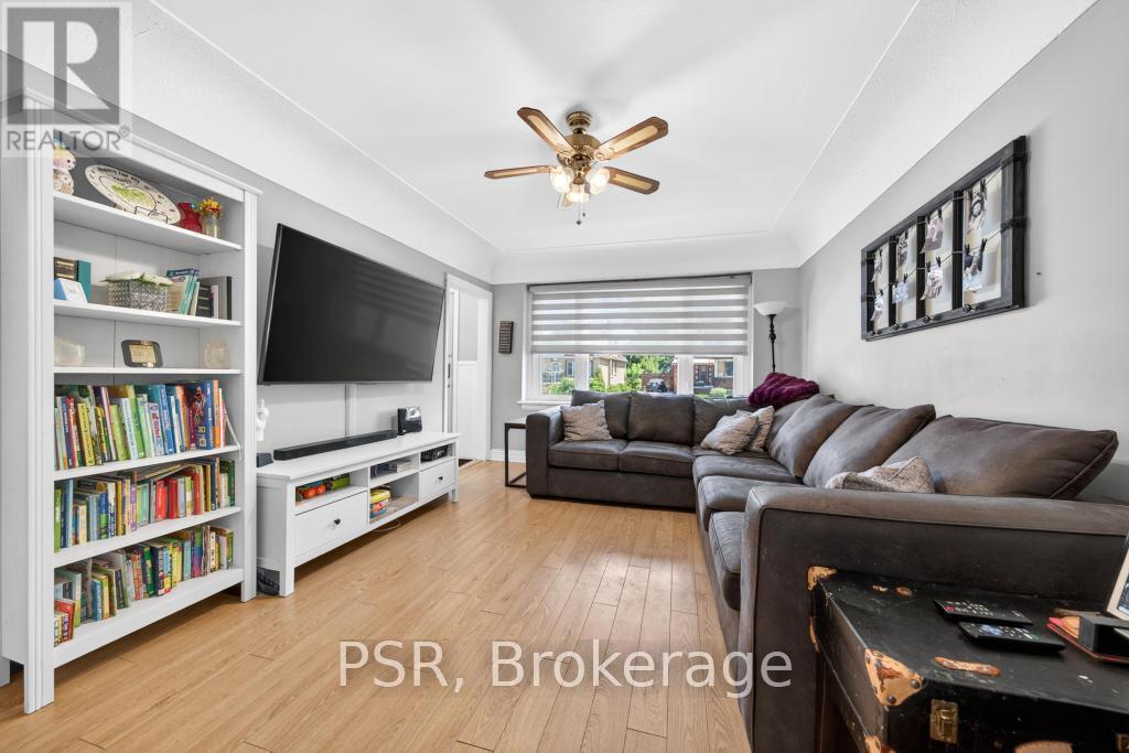 420 Upper Gage Avenue, Hamilton, ON