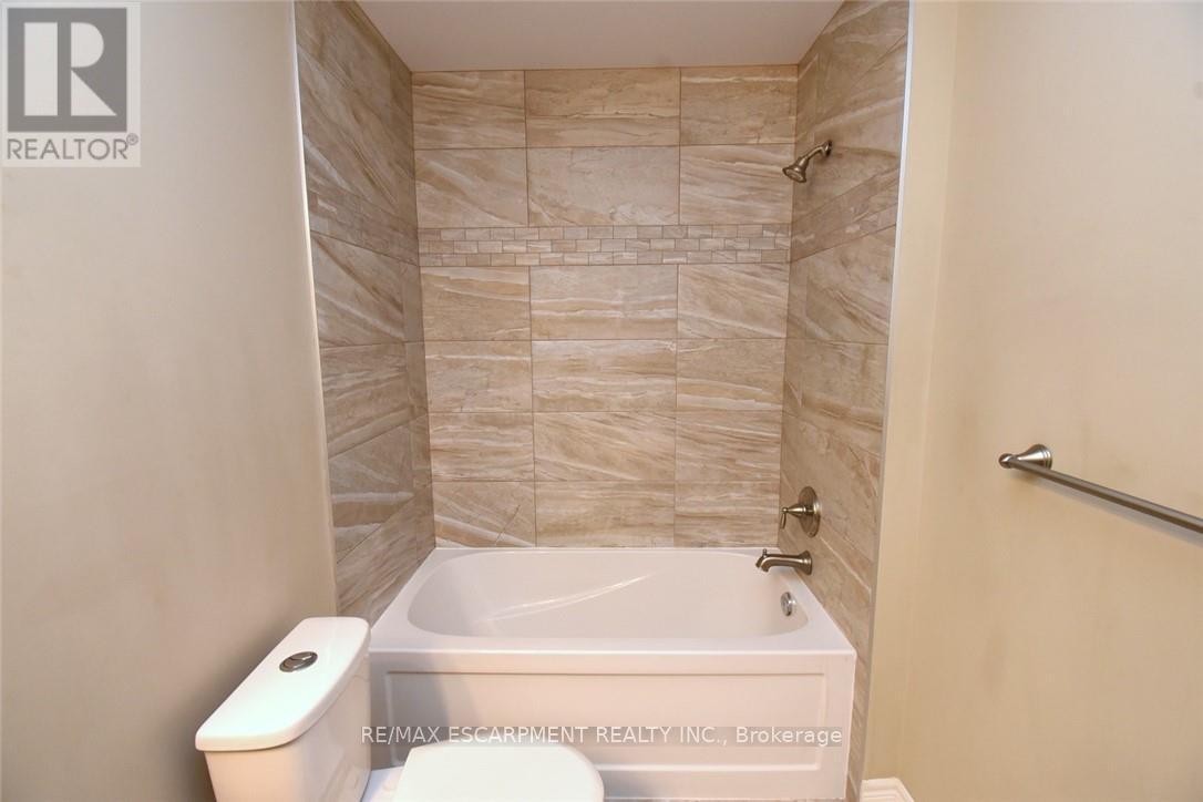 708 Winston Road, Grimsby, ON