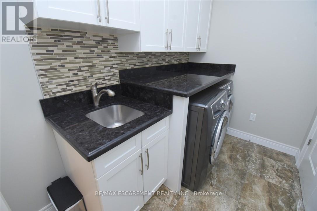 708 Winston Road, Grimsby, ON