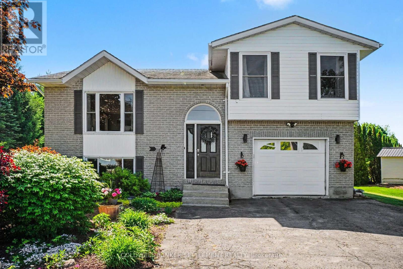 12 Cornell Crescent - 12 Cornell Crescent, Elizabethtown-Kitley, ON