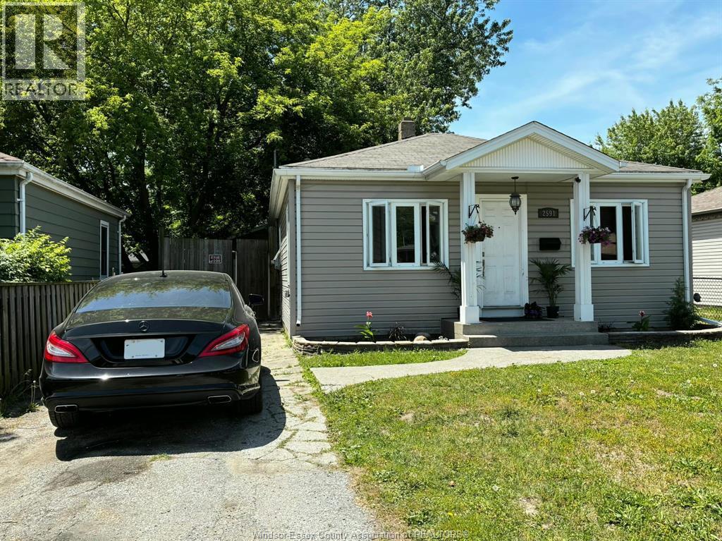 2591 Meighen Road, Windsor, ON