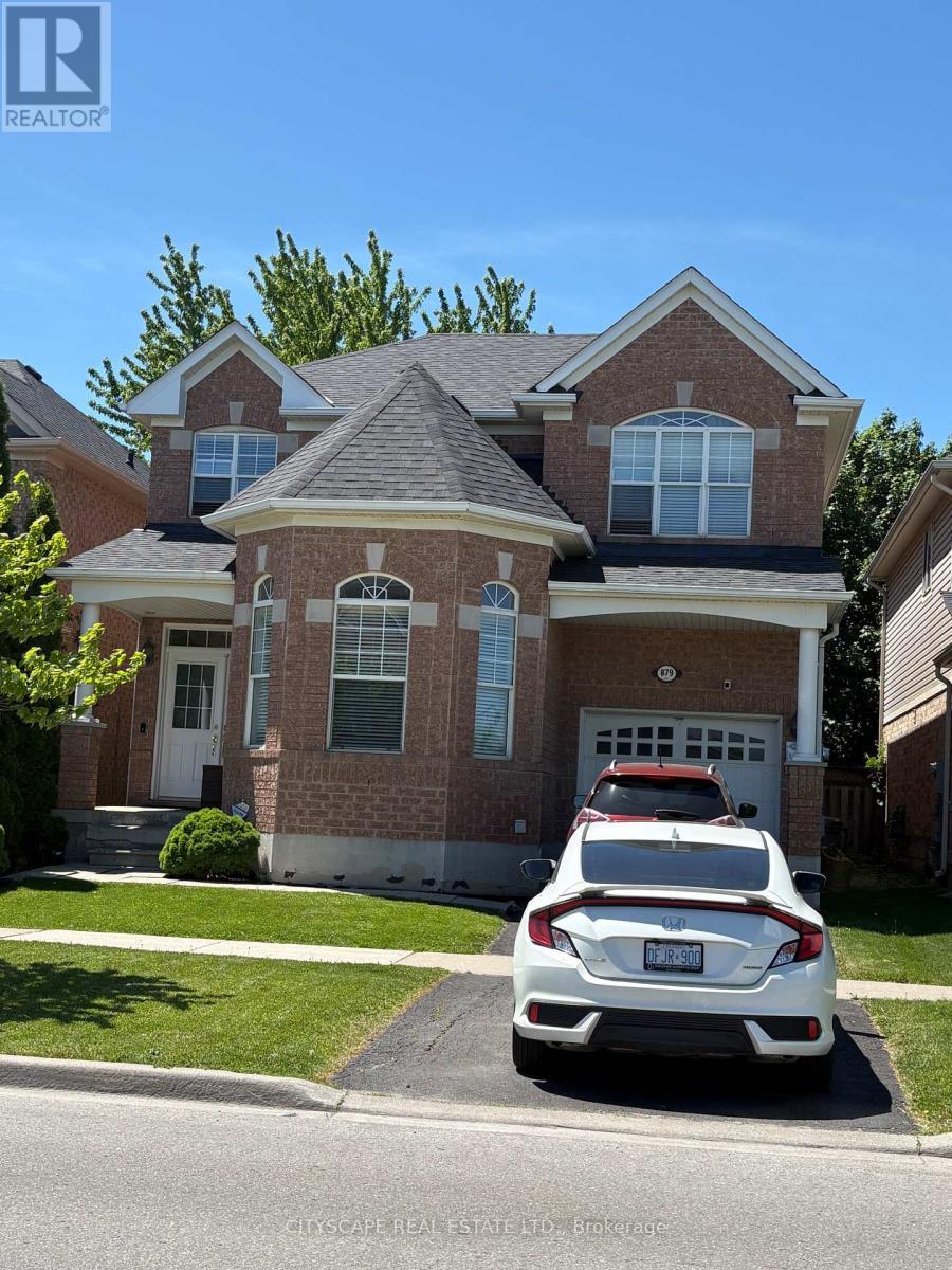 879 Bennett Boulevard, Milton, ON