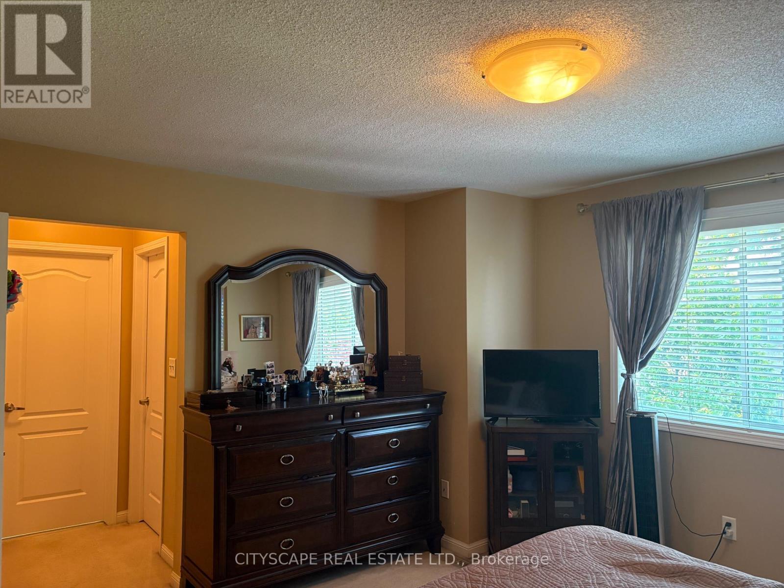 879 Bennett Boulevard, Milton, ON