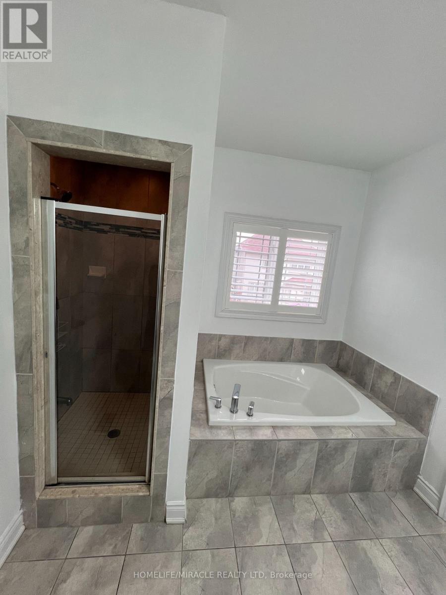 8 Arda Crescent, Brampton, ON