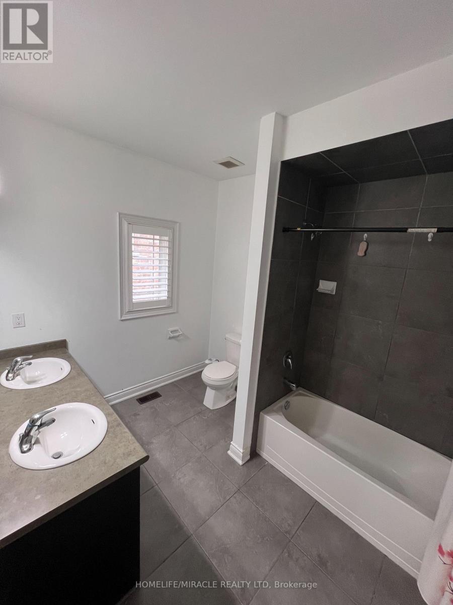 8 Arda Crescent, Brampton, ON
