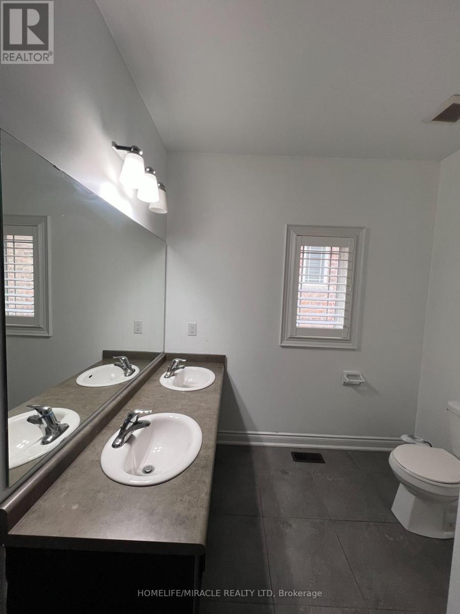 8 Arda Crescent, Brampton, ON