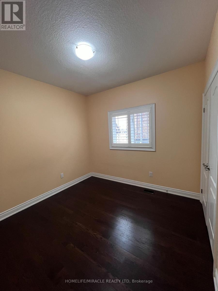 8 Arda Crescent, Brampton, ON