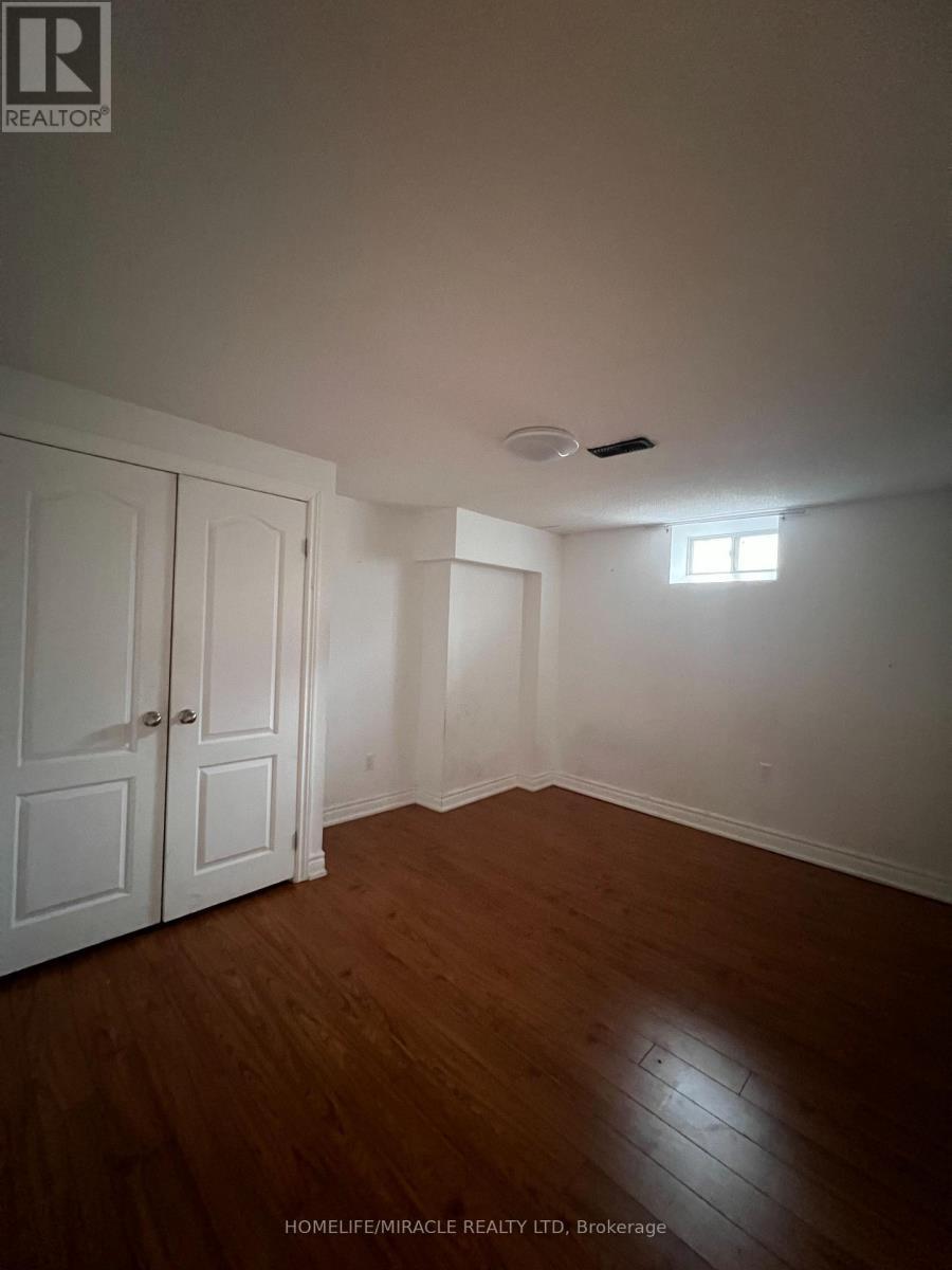 8 Arda Crescent, Brampton, ON