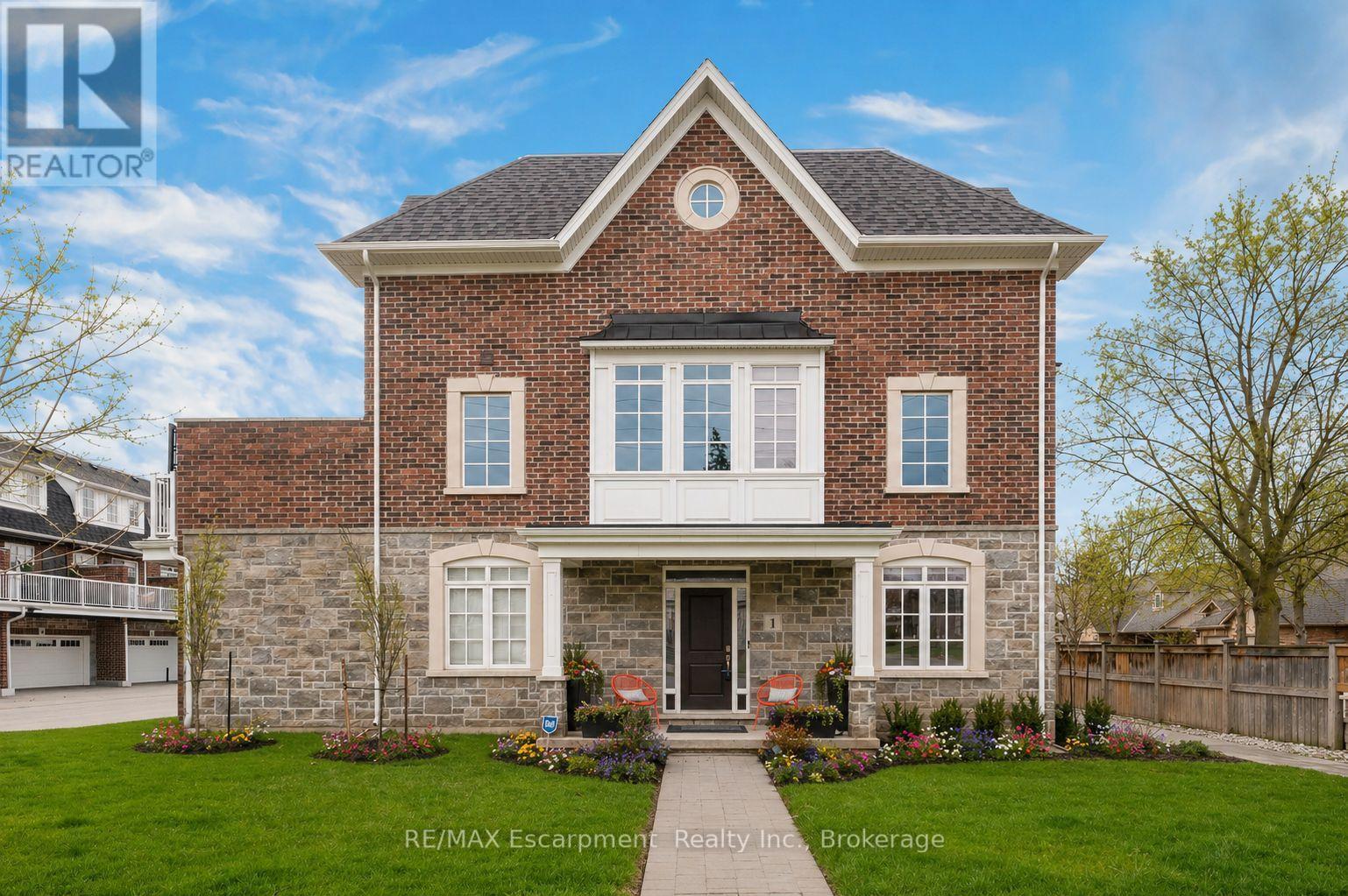 1 - 2362 New Street, Burlington (Brant), ON