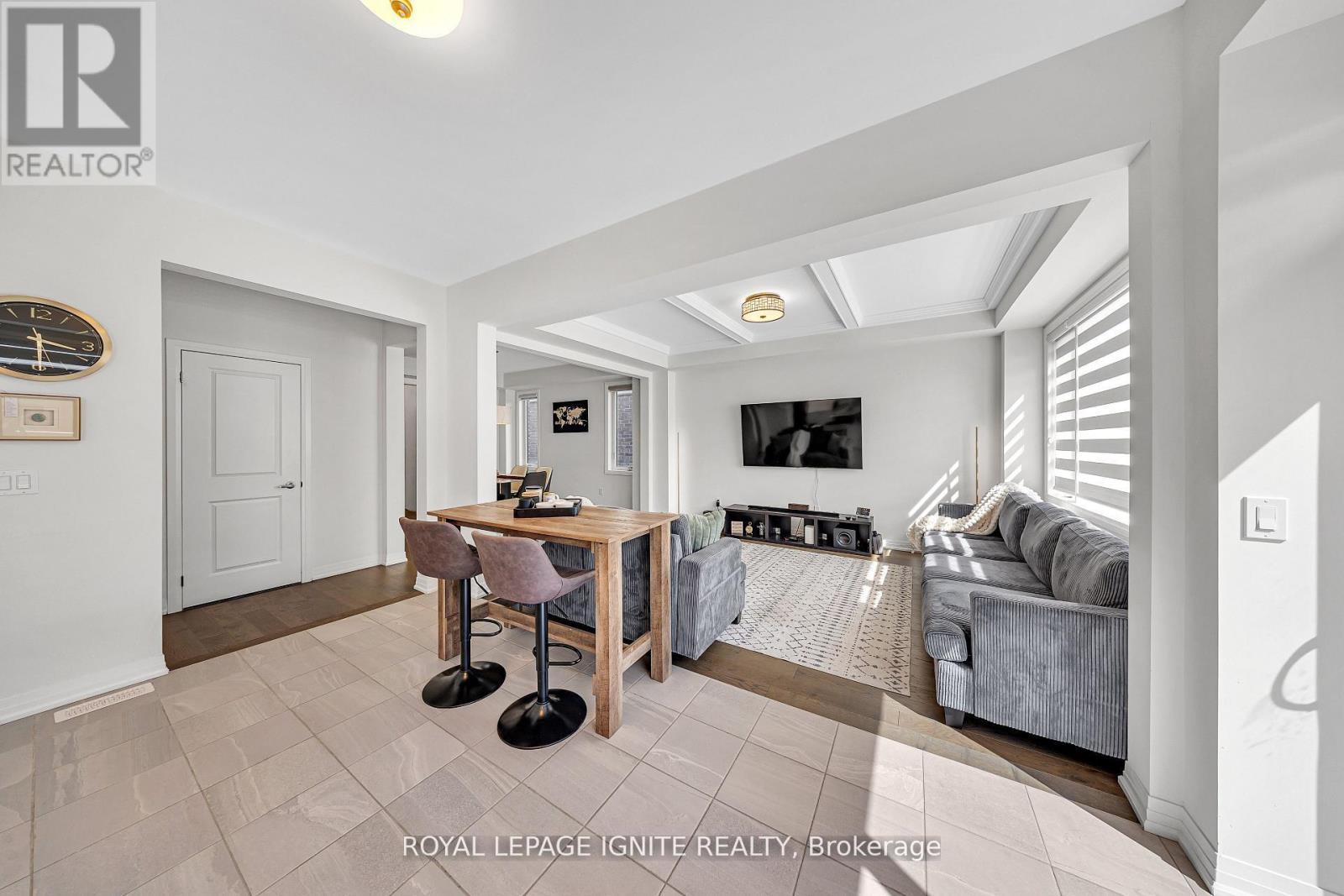163 Spitfire Drive, Hamilton, ON