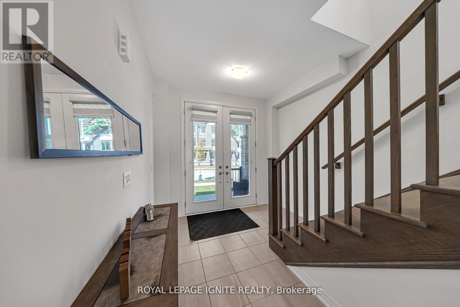 163 Spitfire Drive, Hamilton, ON