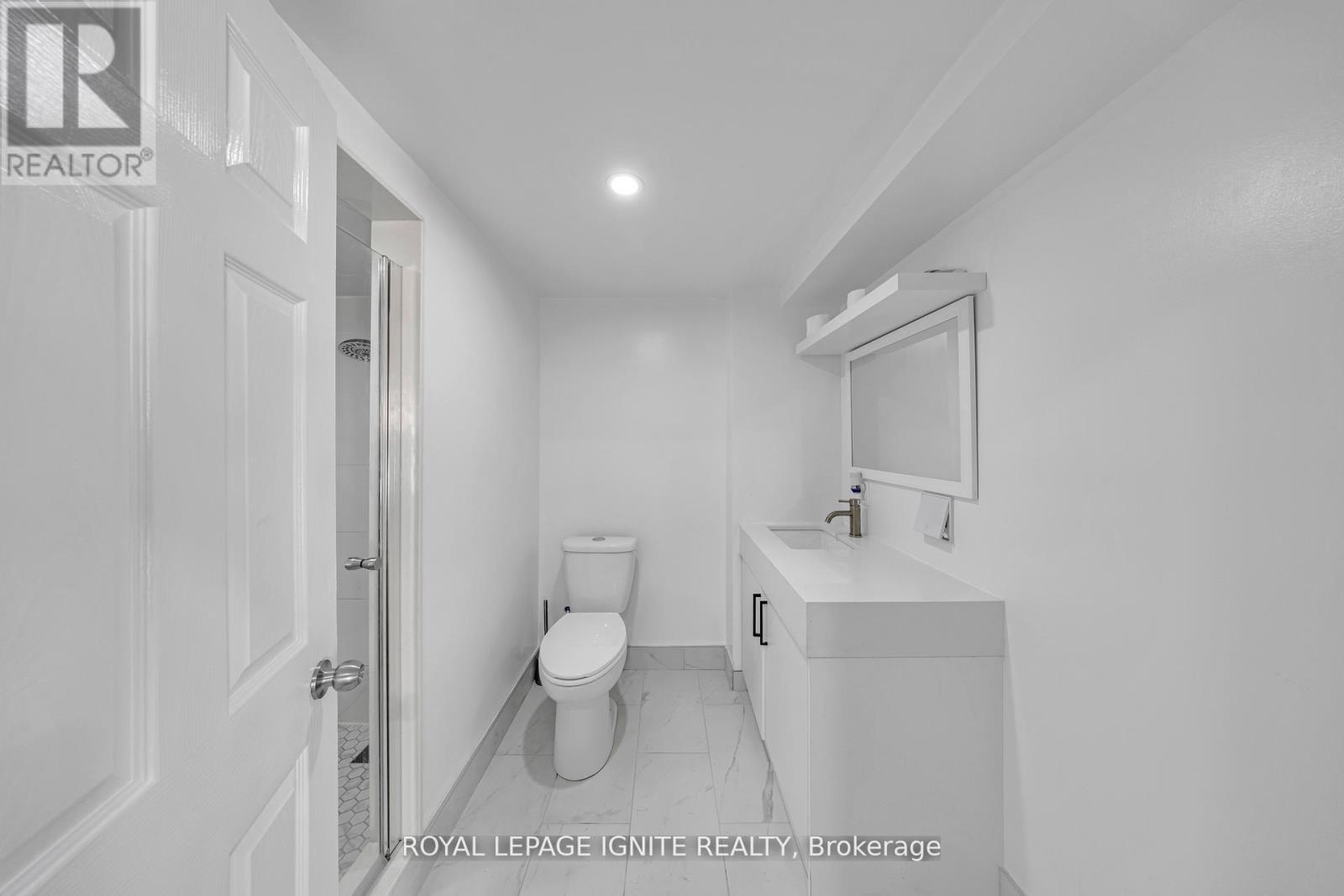 163 Spitfire Drive, Hamilton, ON