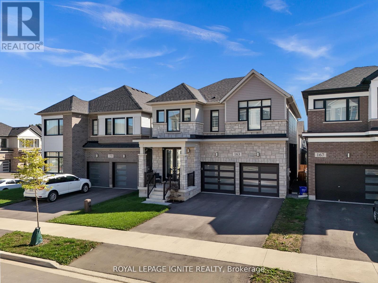 163 Spitfire Drive, Hamilton, ON