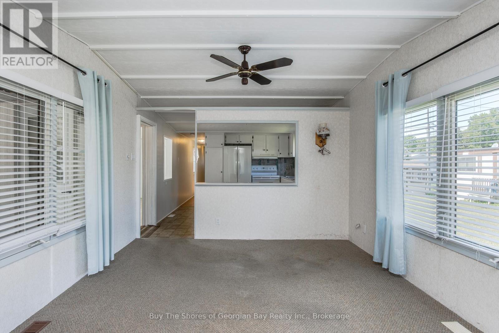 10 Maple Lane, Midland, ON - Indoor Photo Showing Other Room