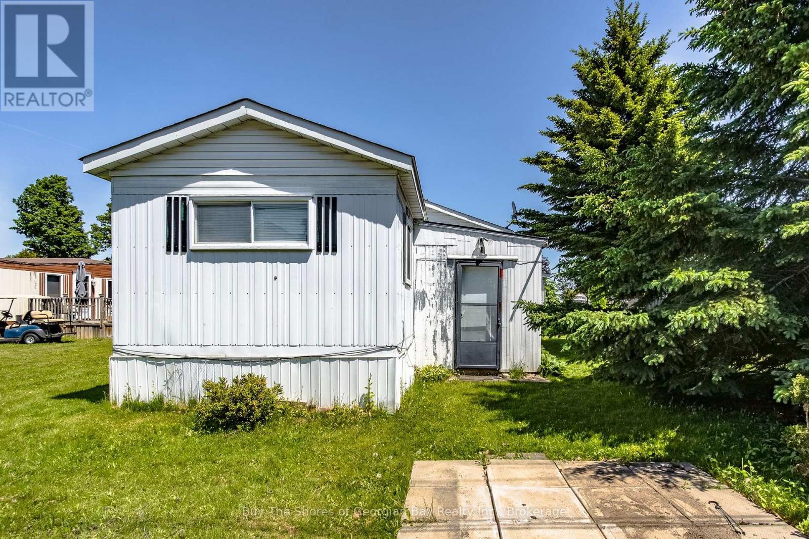 10 Maple Lane, Midland, ON - Outdoor