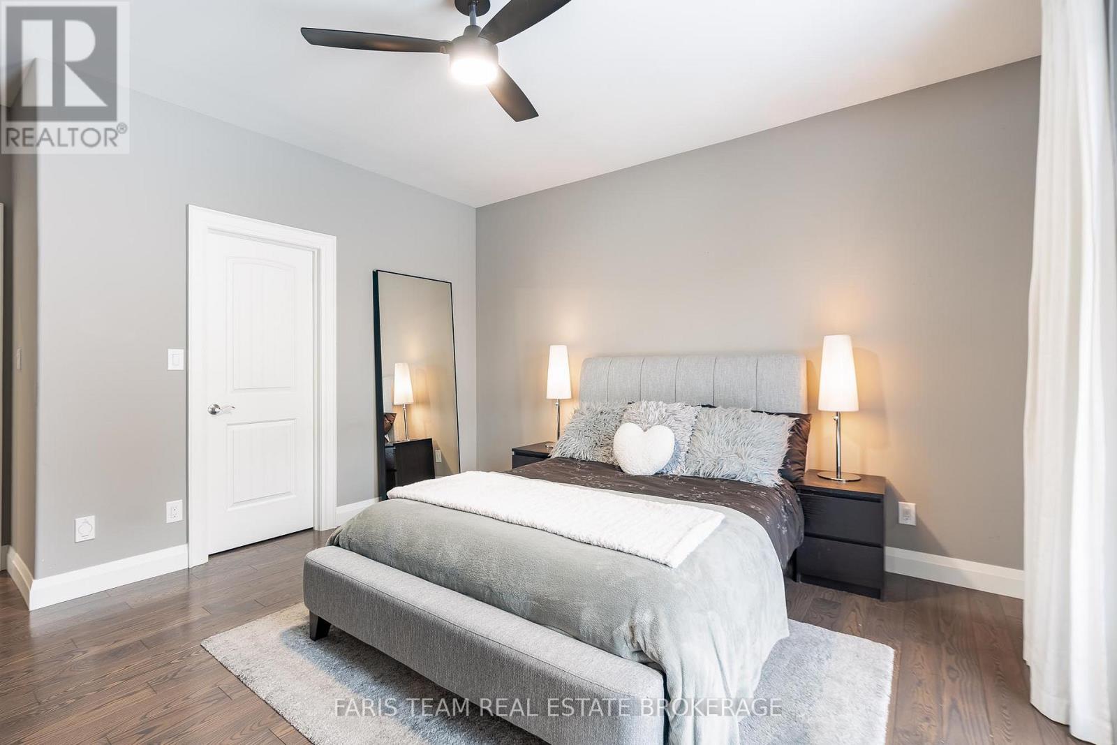 142 Mennill Drive, Springwater, ON