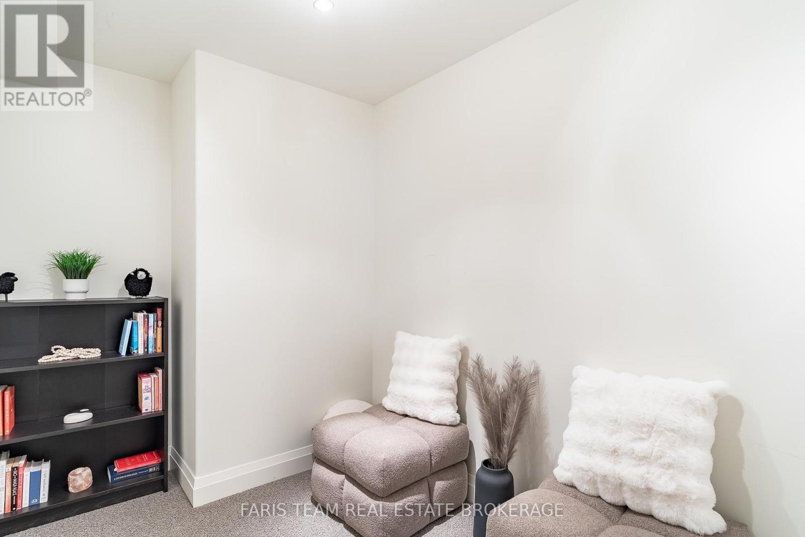 142 Mennill Drive, Springwater, ON