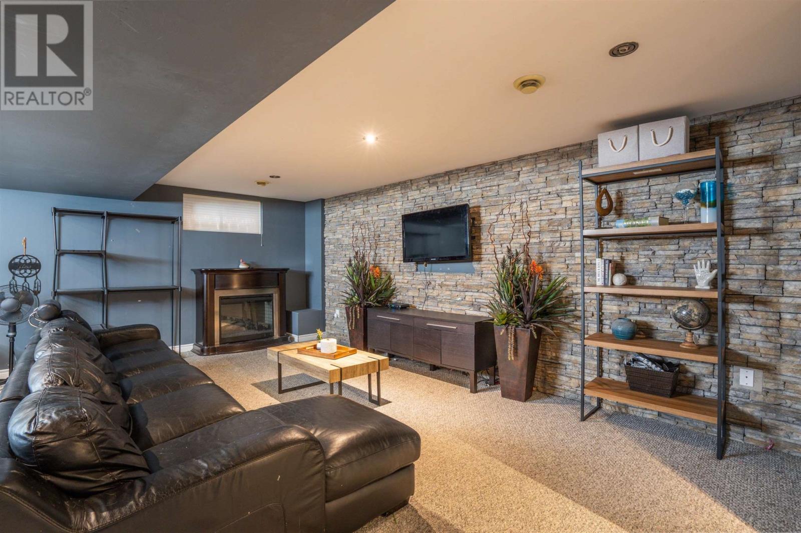 112 Simon Ave, Sault Ste. Marie, ON