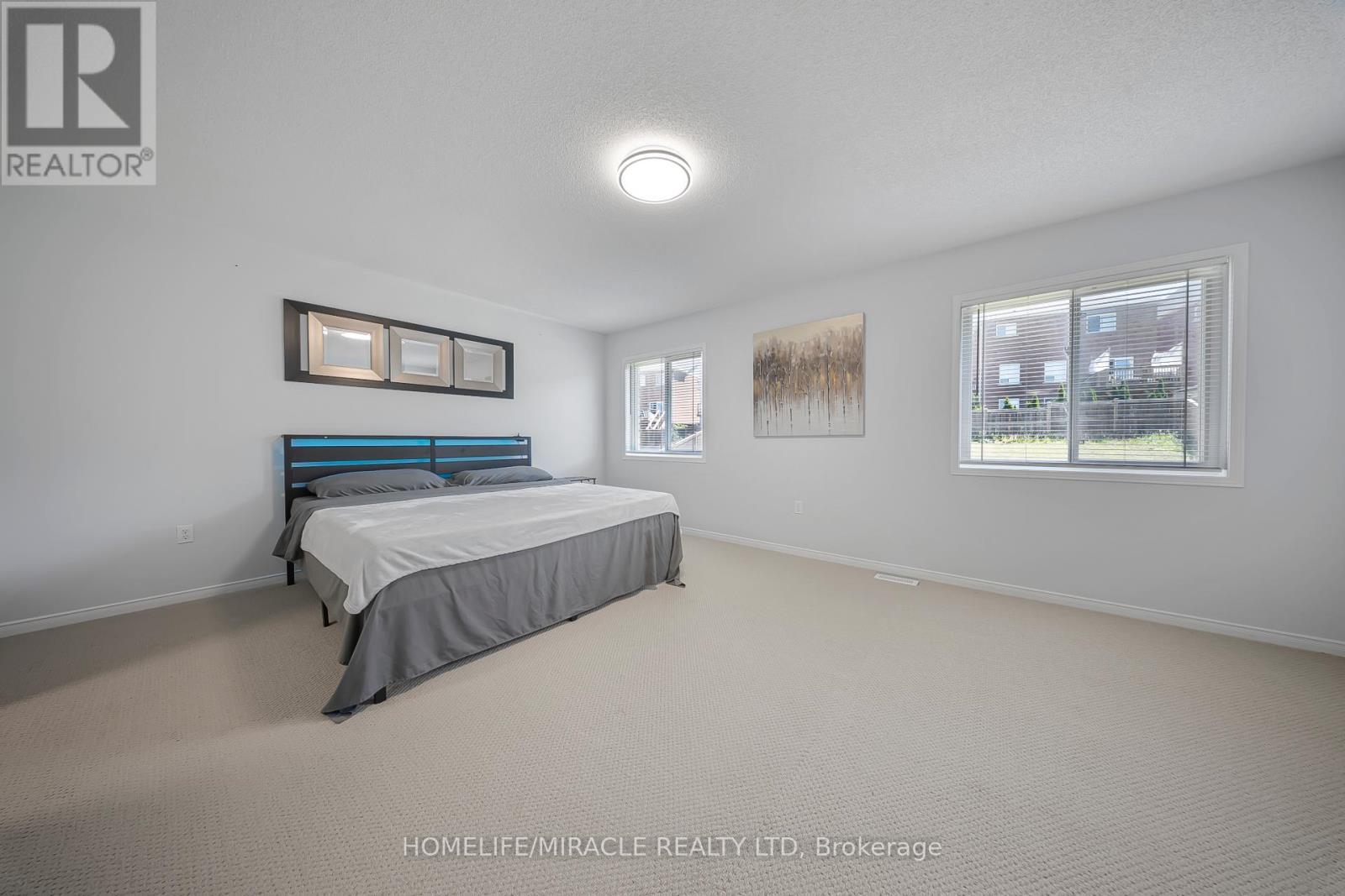1867 Arborwood Drive, Oshawa, ON