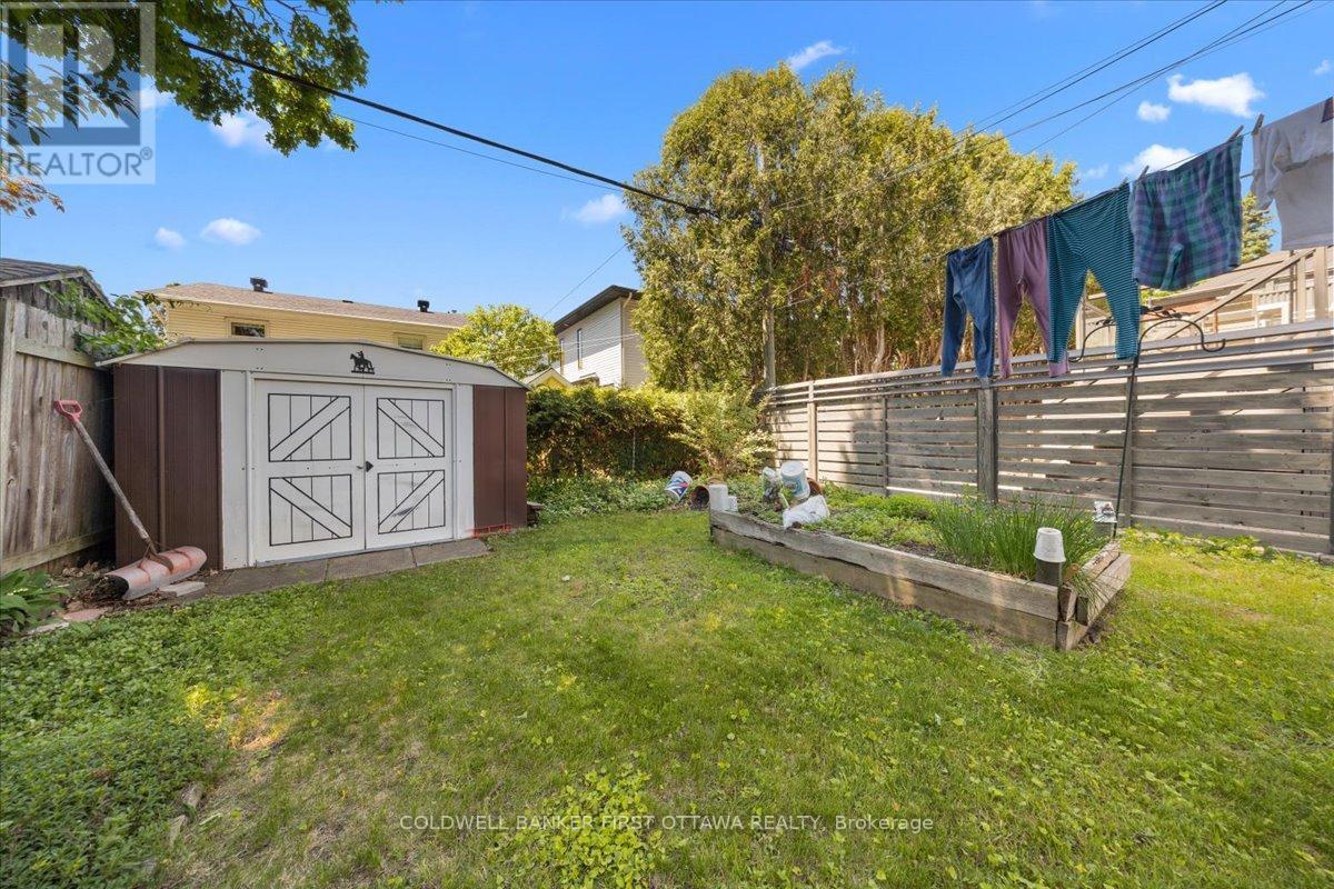 832 Ivanhoe Avenue, Ottawa, ON