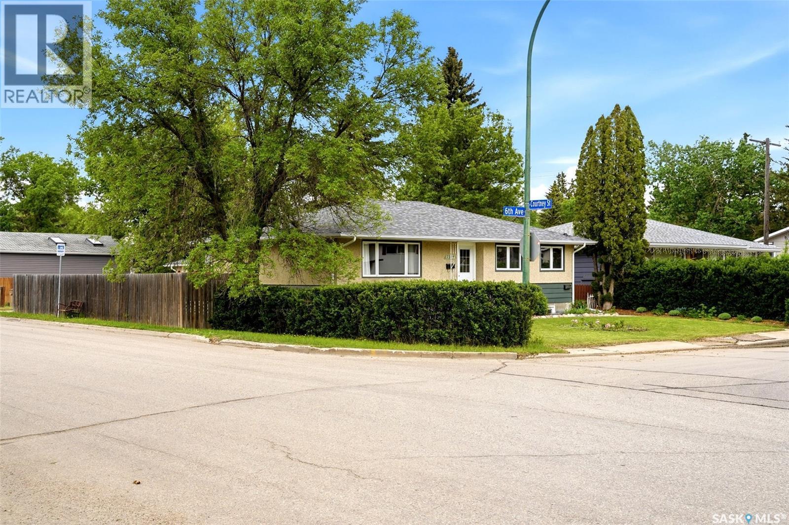 7344 6Th Avenue, Regina, SK