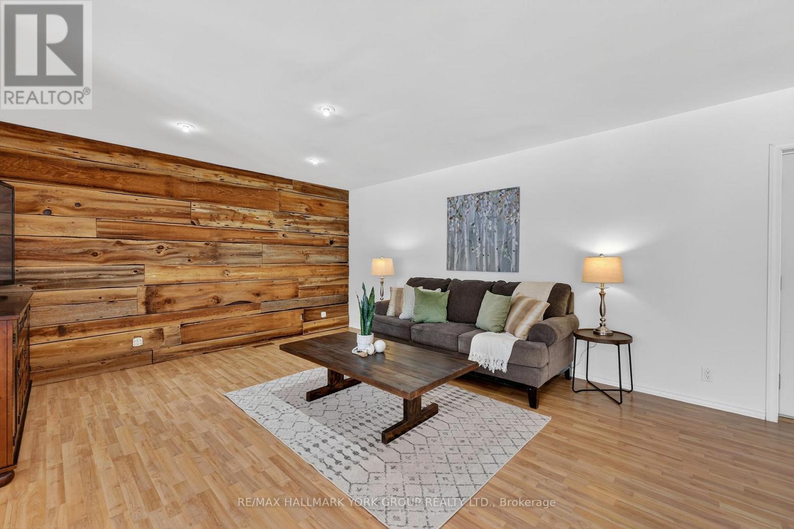 5768 Smith Boulevard, Georgina, ON