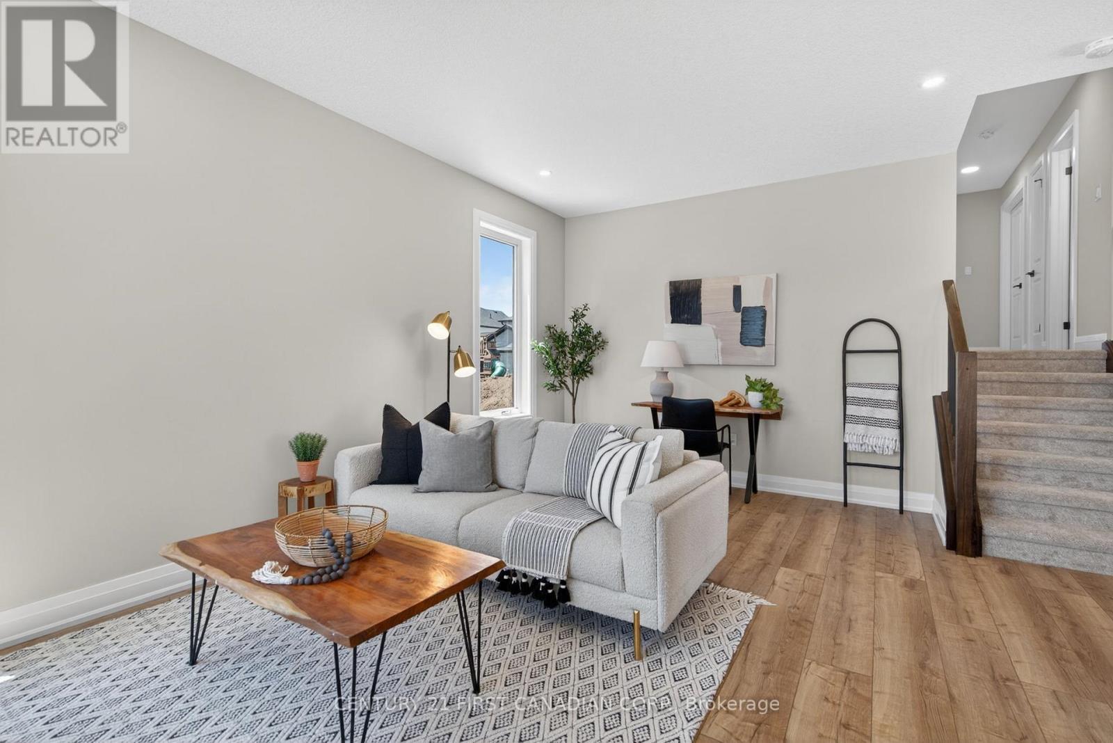 11 Postma Crescent, North Middlesex (Ailsa Craig), ON