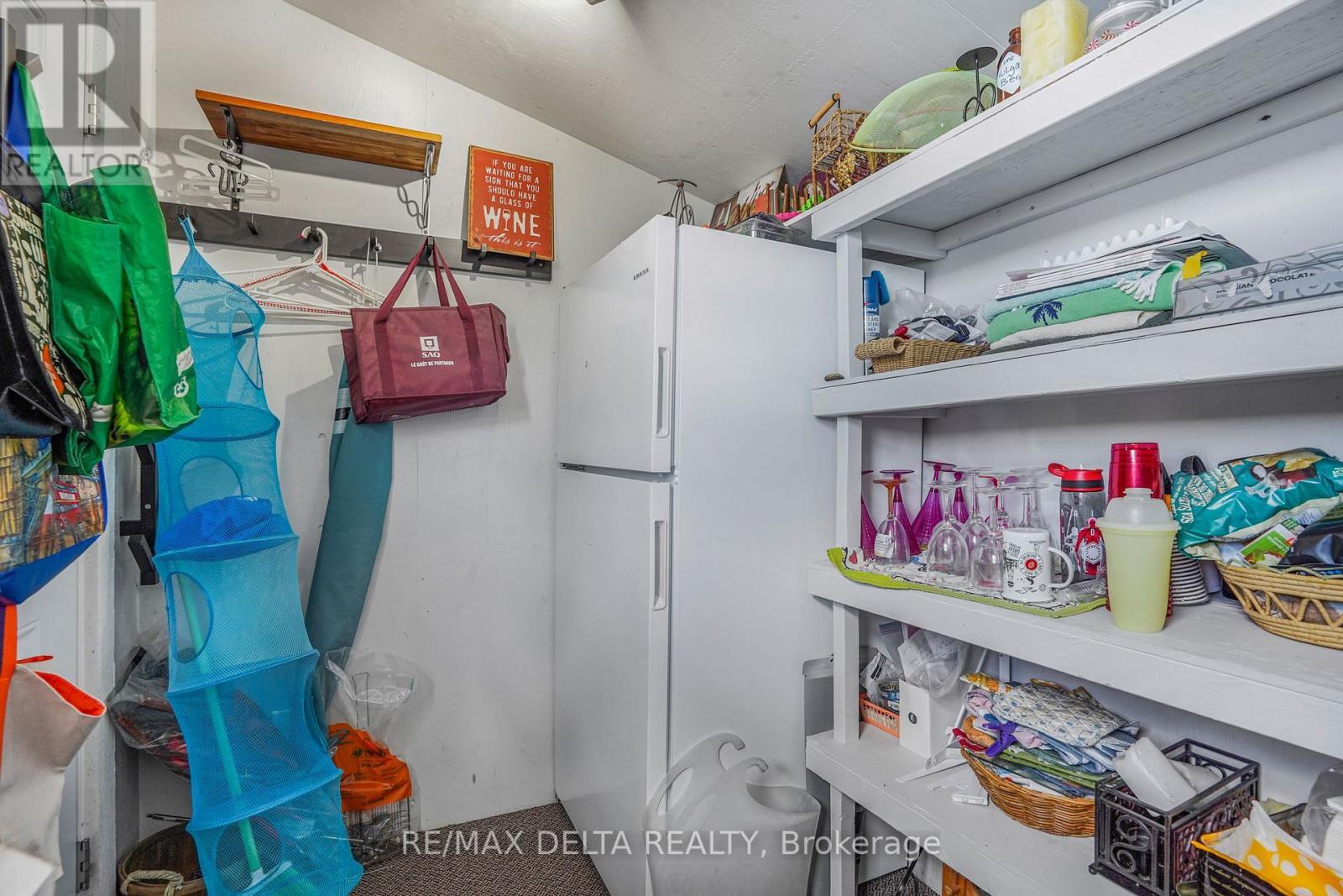 Refrigerator included. - 162 Front Road W, Champlain, ON