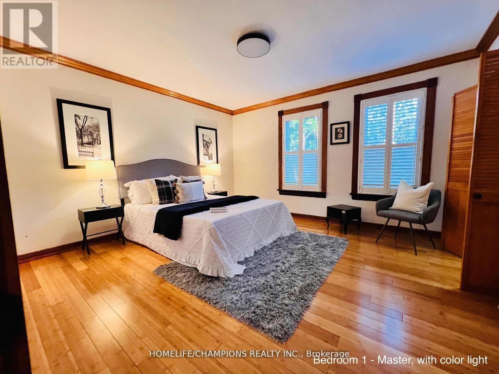 291 St Clair Avenue E, Toronto, ON
