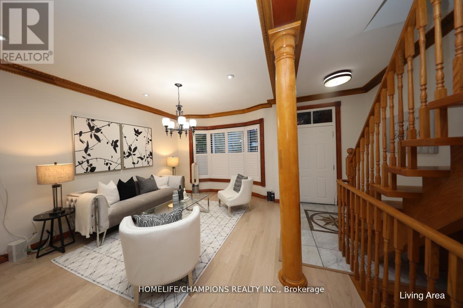 291 St Clair Avenue E, Toronto, ON
