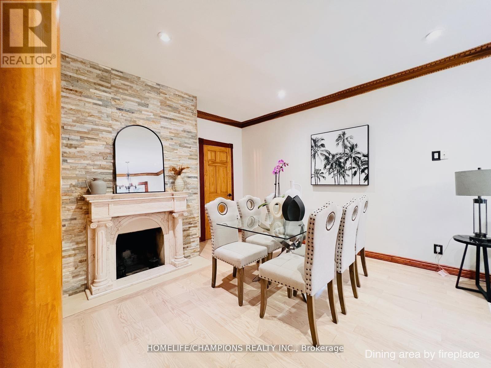 291 St Clair Avenue E, Toronto, ON