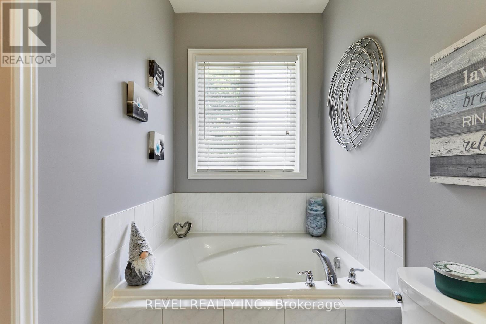 535 Kingsfield Loop, Oshawa, ON