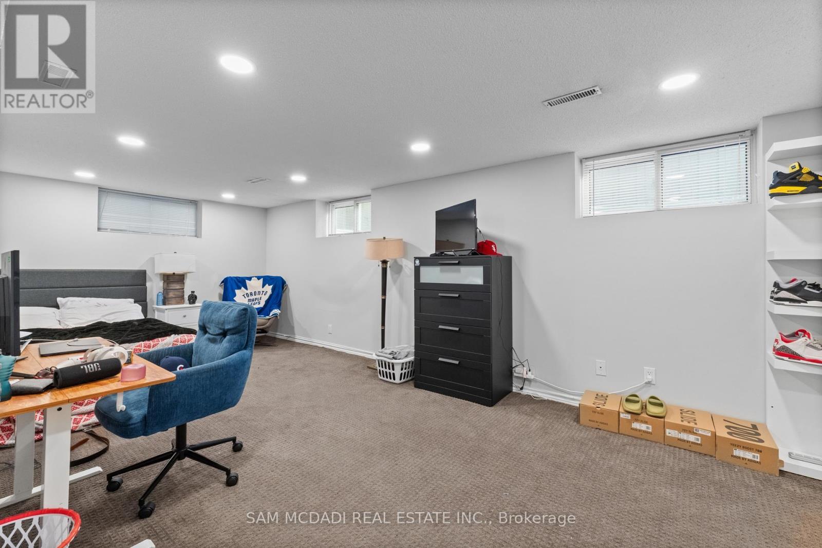 1195 Crestdale Road, Mississauga, ON