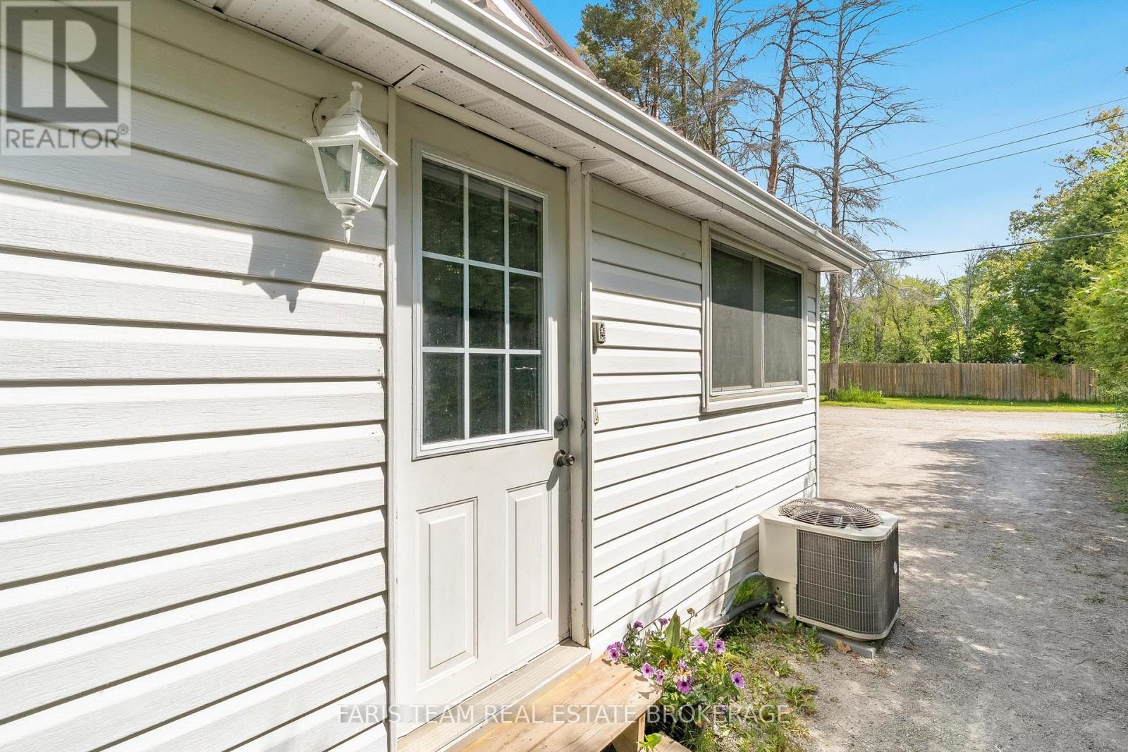 46 Hearthstone Drive, Tay, ON