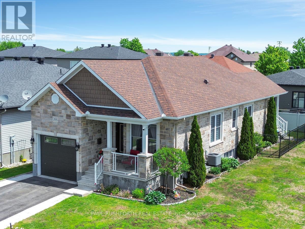 Exterior - 353 Trillium Circle, Alfred And Plantagenet, ON