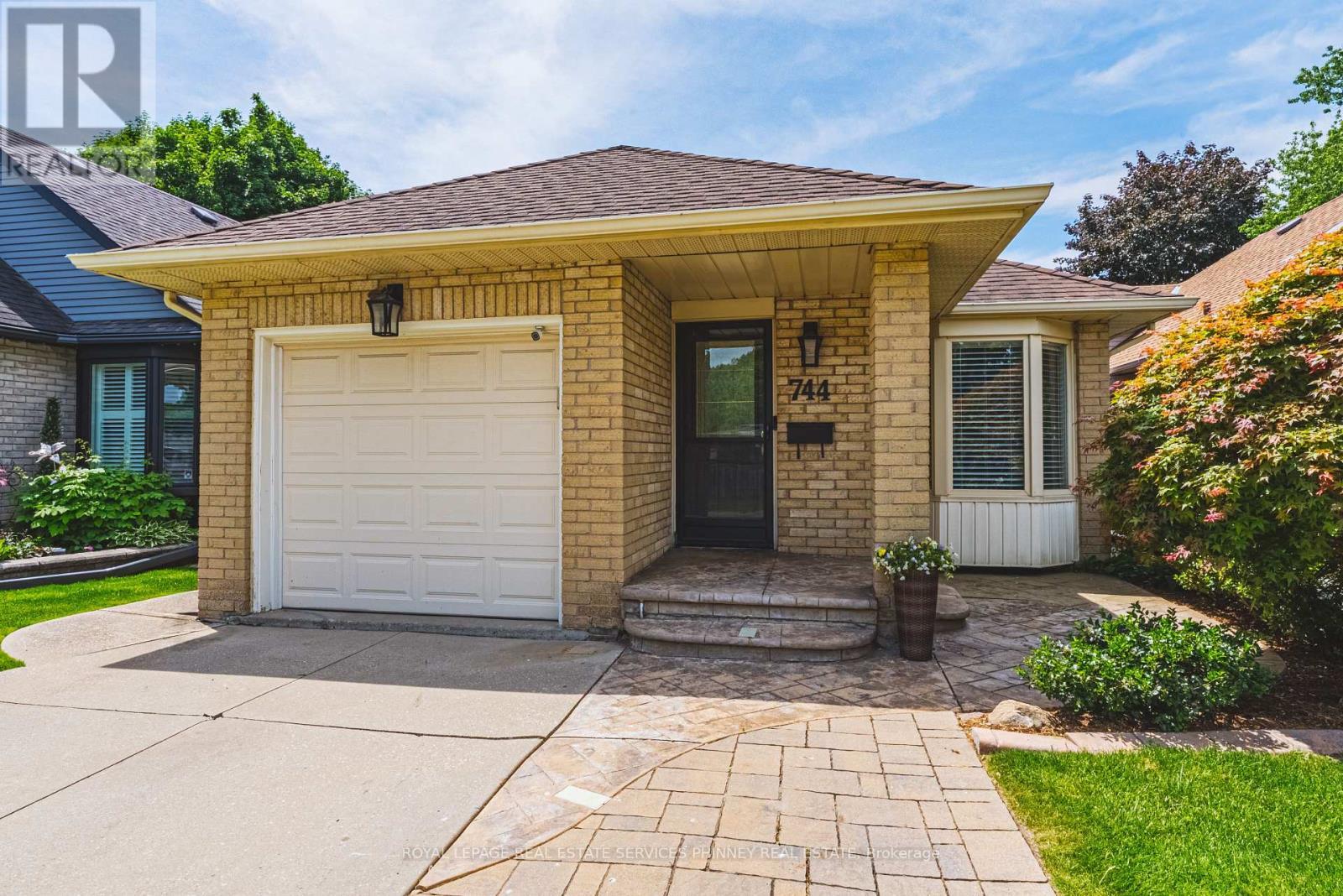 744 Miriam Crescent, Burlington, ON