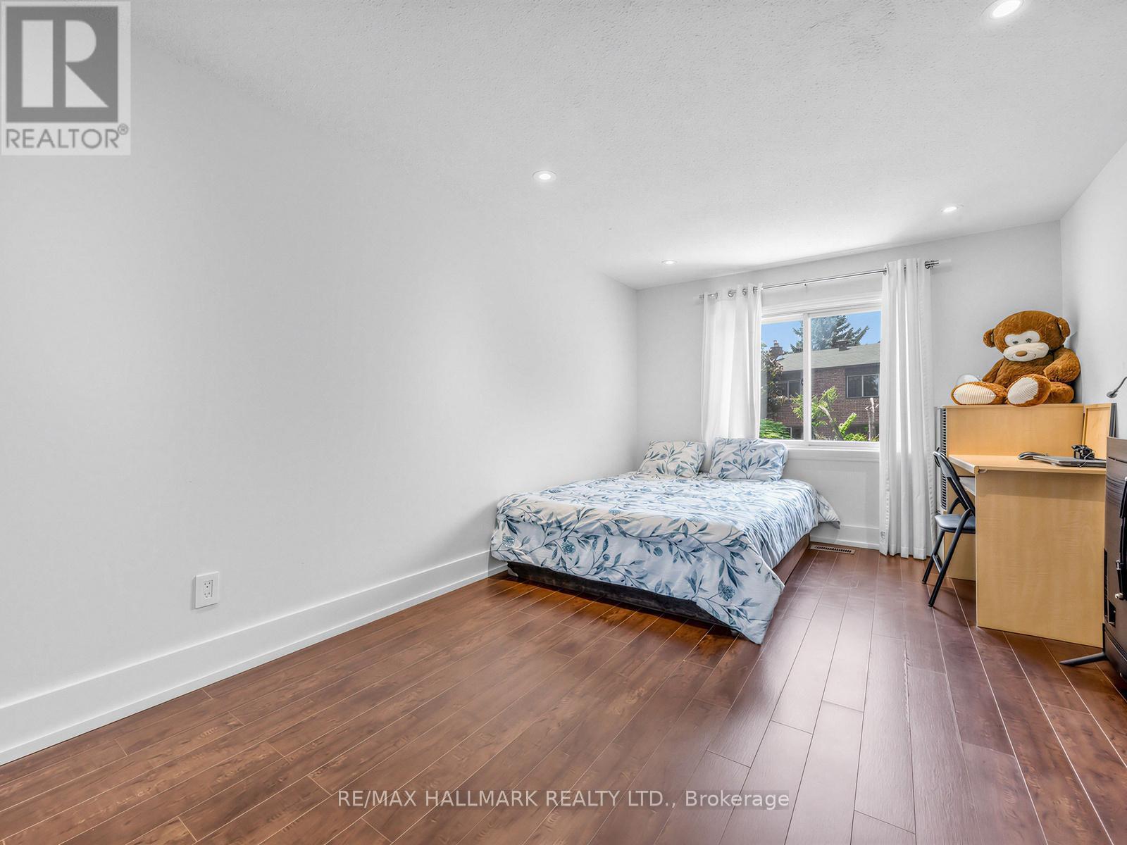 230 Sheffield Street, Newmarket, ON