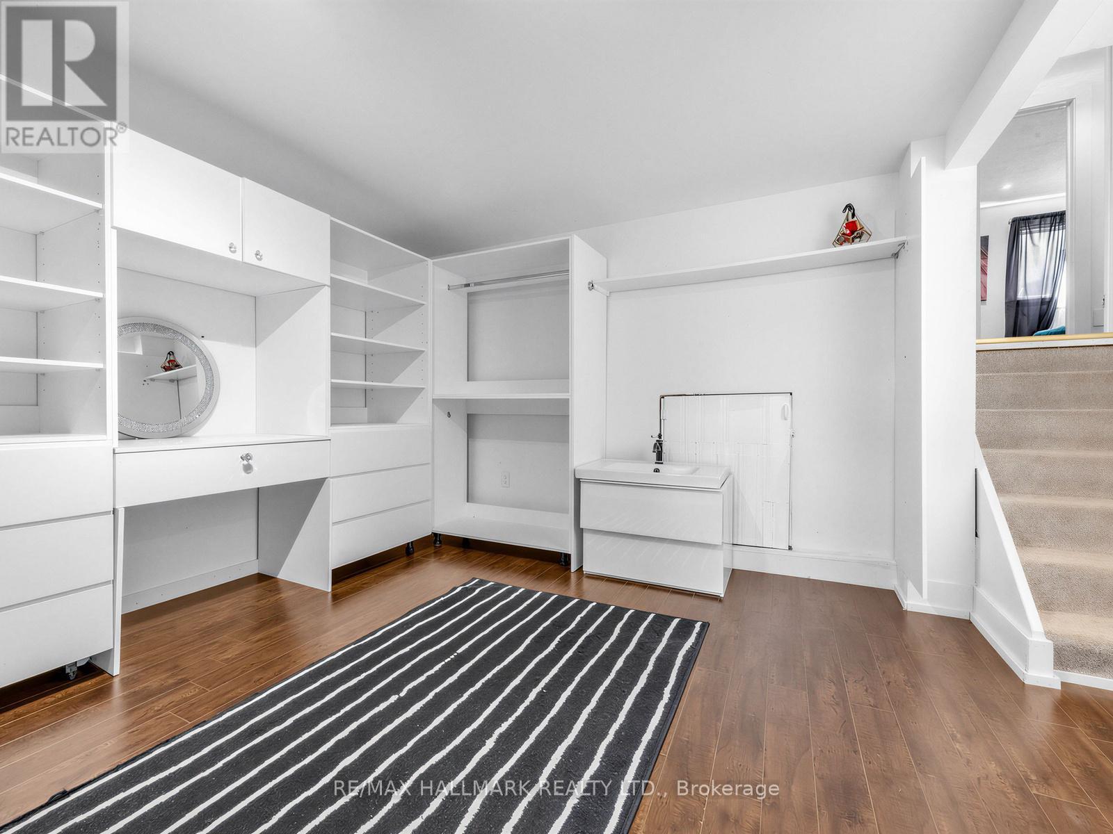 230 Sheffield Street, Newmarket, ON