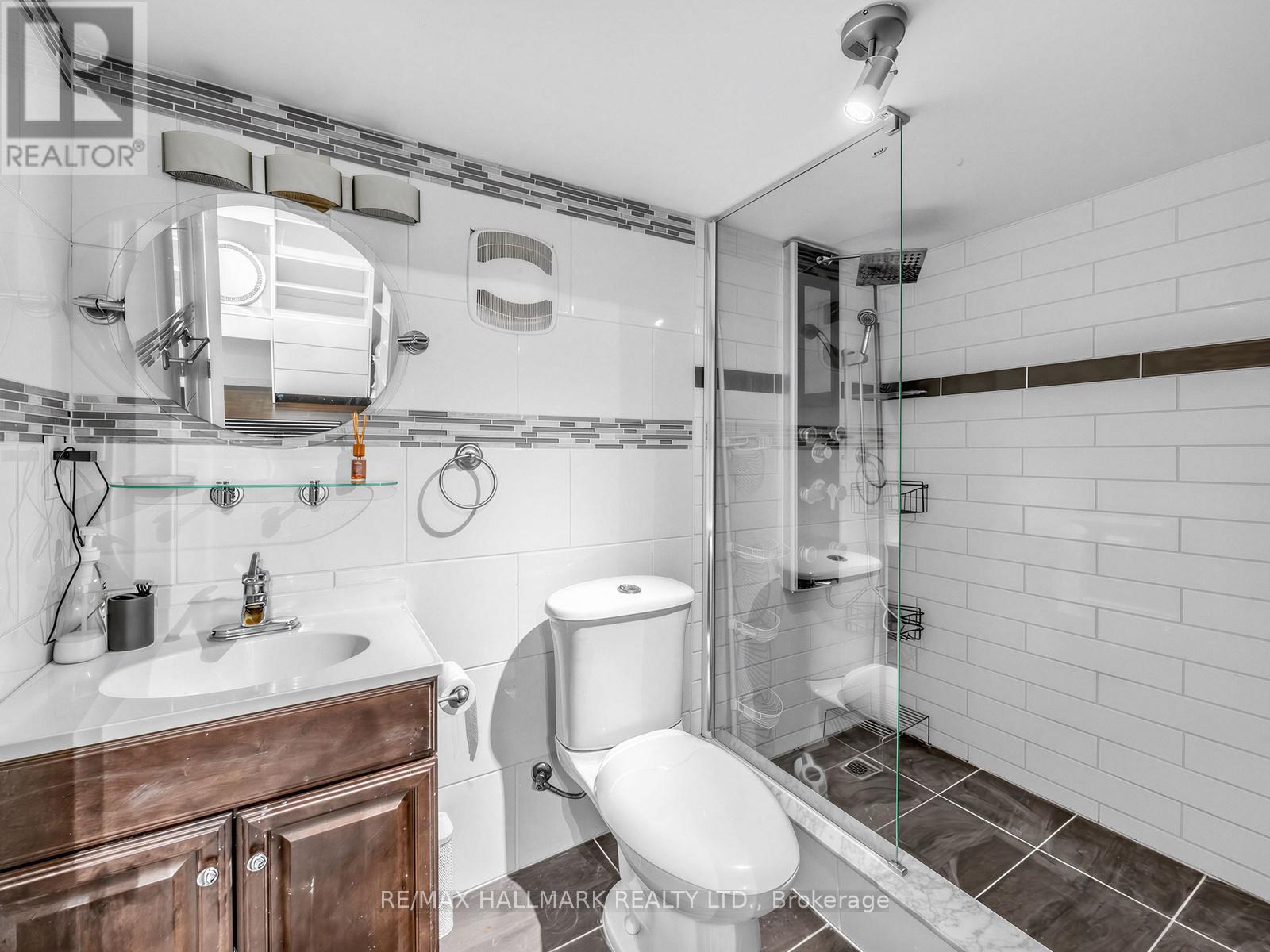 230 Sheffield Street, Newmarket, ON