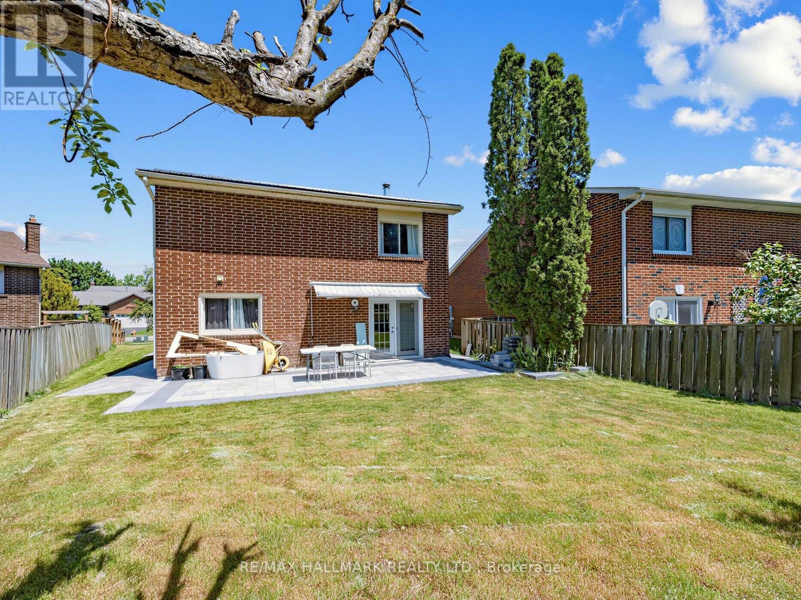 230 Sheffield Street, Newmarket, ON