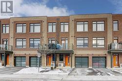 17 TAUTON STREET Vaughan, ON L4L 0M2